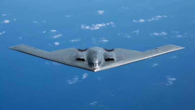 Se utilizaron bombarderos furtivos B-2 para atacar las tres bases nucleares iranies