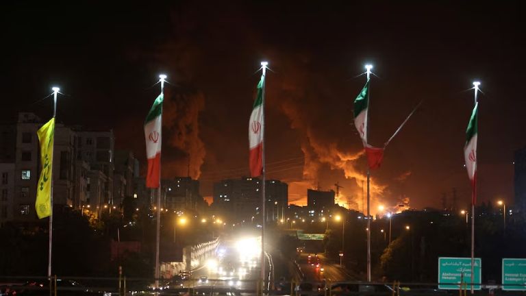 Estados Unidos confirma bombardeos a diferentes plantas nucleares en Irán