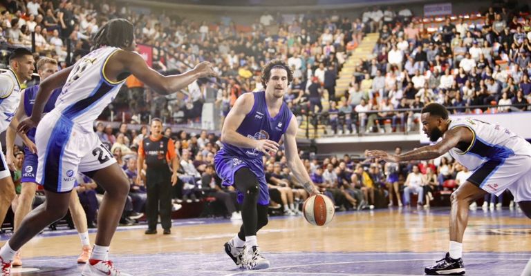 Los extranjeros rindieron en gran forma