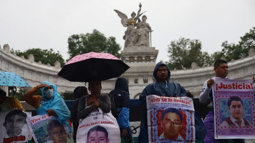 SCJN ordena a la FGR publicar la carpeta de investigación del caso Ayotzinapa