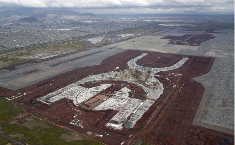 AMLO califico la obra como faraonica cuando era candidato presidencial