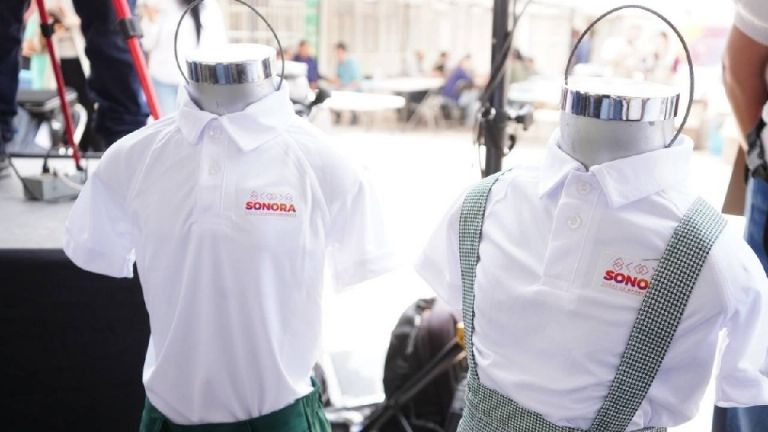 SEC arranca con la entrega de los uniformes escolares gratuitos en Guaymas