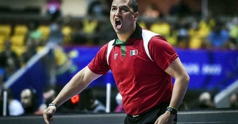 Quintero, entrenador de la escuadra azteca