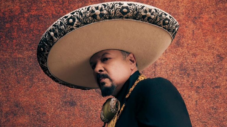 Pepe Aguilar critica políticas migratorias contra artistas mexicanos en Estados Unido