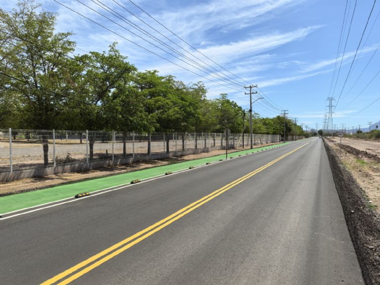 La ciclovía corre en paralelo de la Universidad La Salle