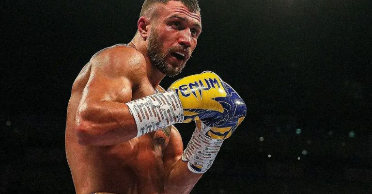 El boxeador anunció su retiro en redes