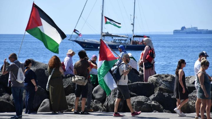 Israel interceptará velero con Greta Thunberg y activistas rumbo a Gaza en bloqueo naval