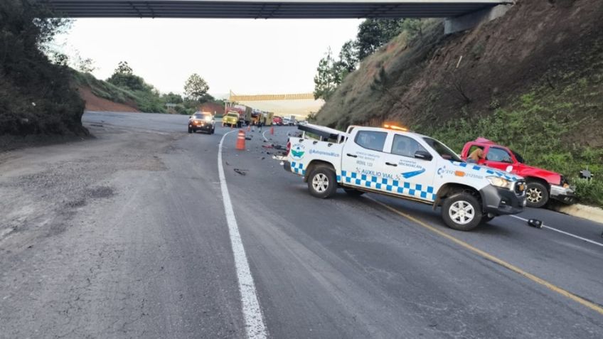 Fatal accidente en autopista Pátzcuaro-Uruapan; confirman 6 muertos y 2 heridos