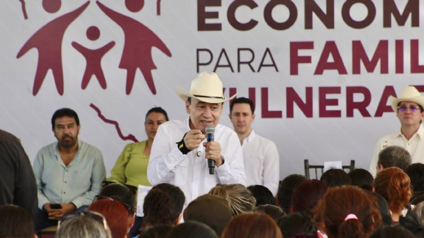 Alfonso Durazo entrega apoyos económicos a más de 2 mil familias de la región del Mayo
