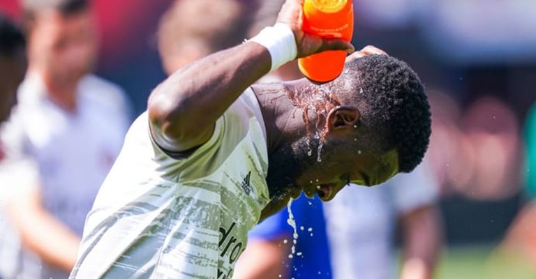 Los juegos en clima caluroso, empiezan a afectar a los jugadores