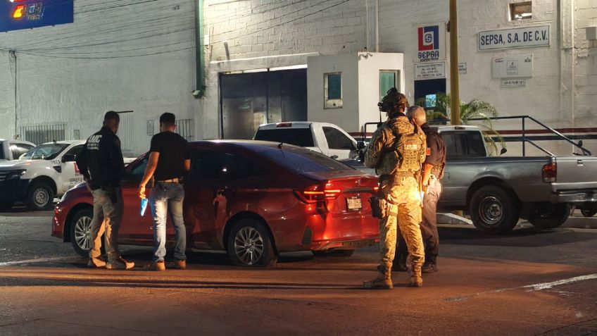 Intensa persecución esta madrugada en Ciudad Obregón termina en tiroteo y tres detenidos