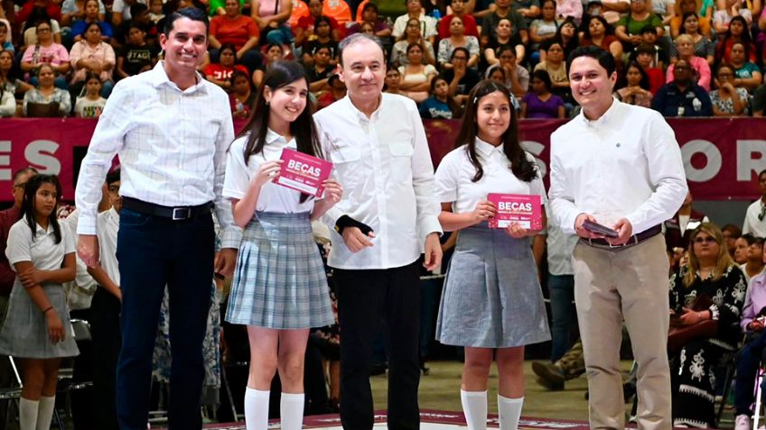 Con 'Sonora de Oportunidades', Durazo entrega 7 mil becas a estudiantes de Hermosillo