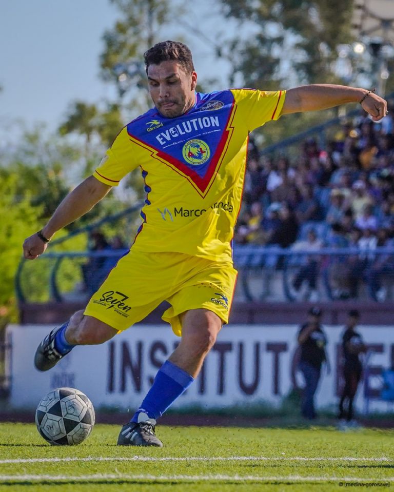 Entrevista con la leyenda del América, Salvador Cabañas: Un Mariscal del futbol y la vida