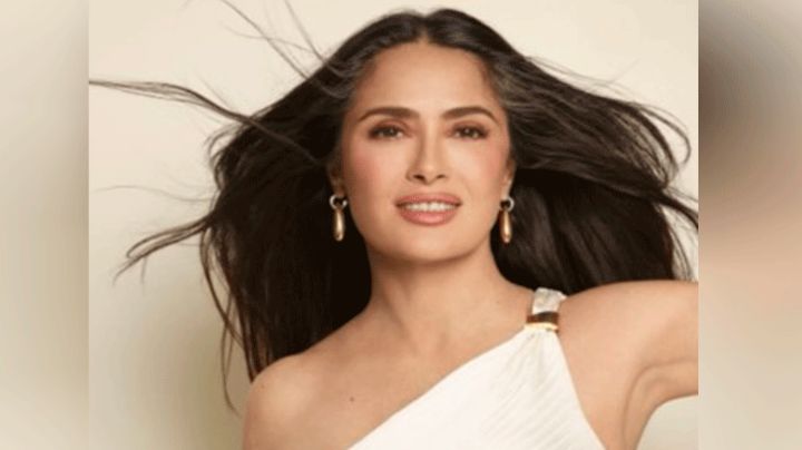 Viral: Bailando en bikini, Salma Hayek se vuelve tendencia con tema de Bad Bunny