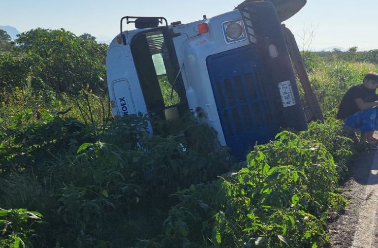 Accidente deja un saldo de 17 personas lesioandas