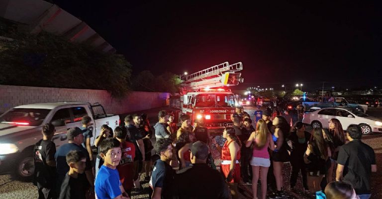 Caborca de manteles largos: Cientos de pugilistas recorren las calles de la ciudad