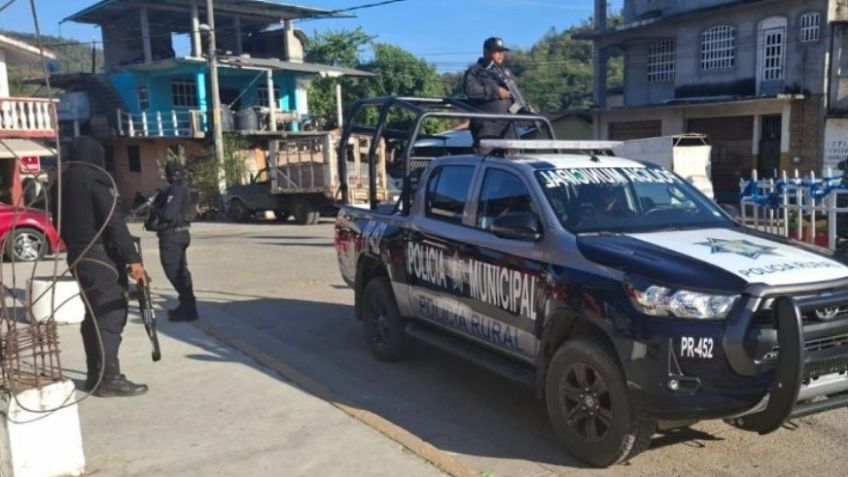 FUERTES IMAGENES: Pistoleros ejecutan a 2 personas dentro de autolavado en Acapulco