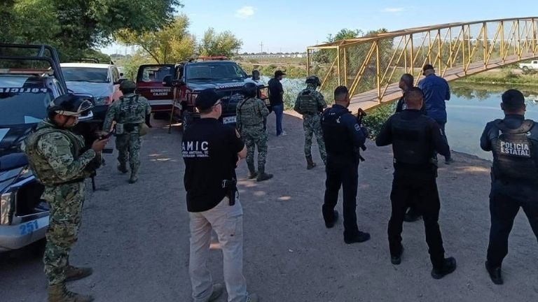Localizan cuerpo flotando en el Canal Bajo