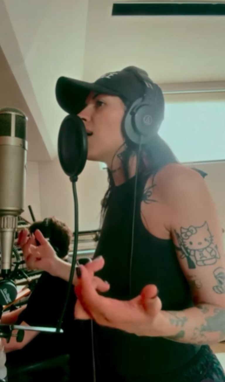 Cazzu celebra su éxito con una carta a sus fans