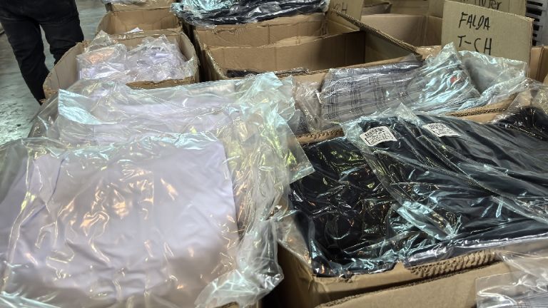 SEC arranca con la entrega de uniformes escolares gratuitos en Ciudad Obregón