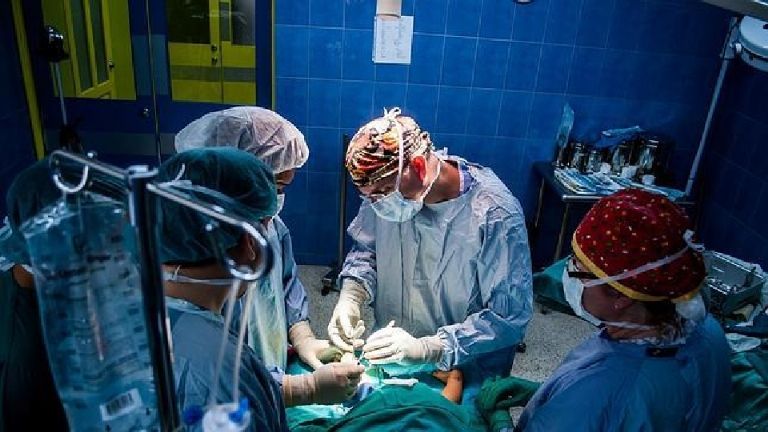 Ciudad Obregón Niña Eunice necesita cirugía urgente; buscan 100 mil pesos para salvarla