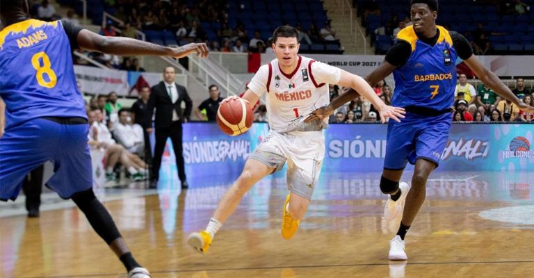 La selección presentó rostros nuevos en su alineación