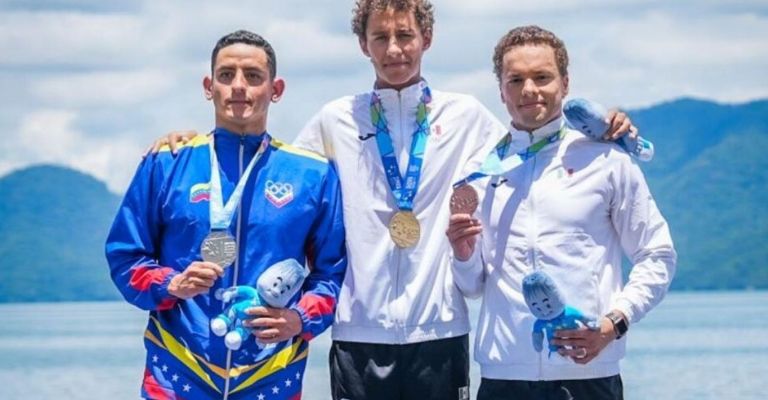 Strehlke vino de menos a más para llevarse el oro