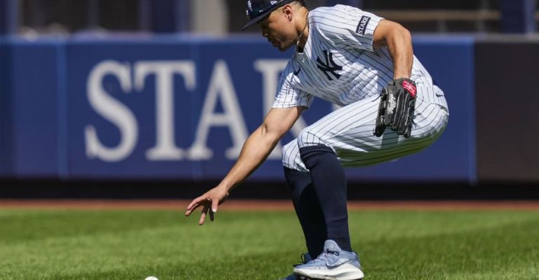 Stanton entrará al quite en el jardín derecho