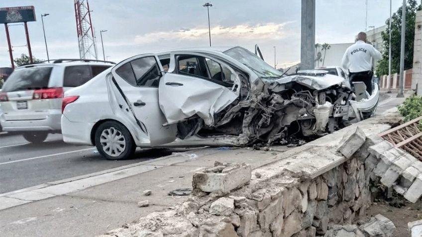 FOTOS: Dos accidentes vehiculares en Hermosillo dejan tres lesionados y bardas desplomadas