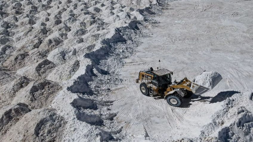 Explotación del litio en Sonora sigue frenada por litigio con una empresa china, confirma Durazo