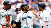 Foto ilustrativa de la nota titulada Truena el madero de Eugenio Suárez y le da la victoria a los Mariners sobre los Padres