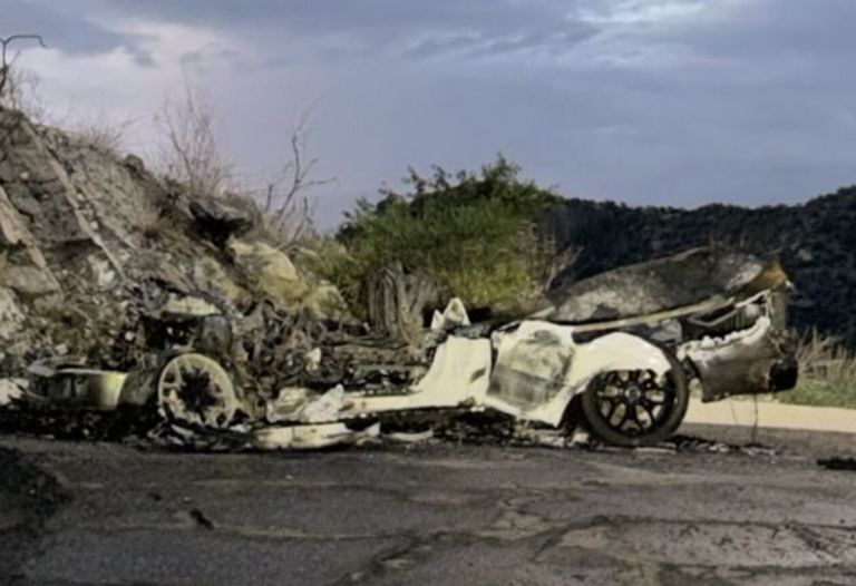El automóvil resultó como pérdida total tras el percance