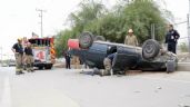 Foto ilustrativa de la nota titulada Termina auto llantas arriba tras volcar al norte de Hermosillo; hay dos personas heridas