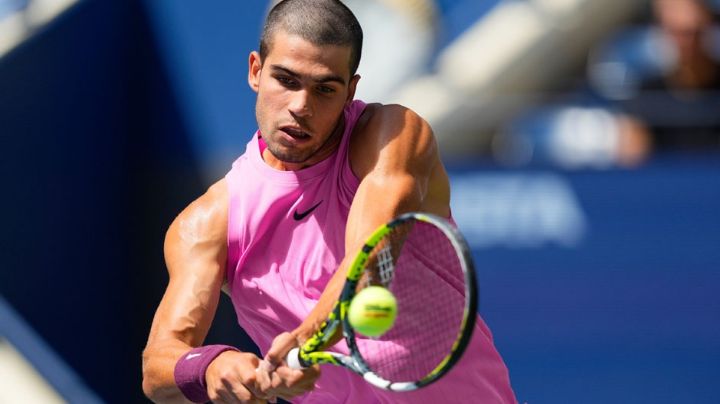 Con susto, pero Carlos Alcaraz ya está en la siguiente ronda del US Open
