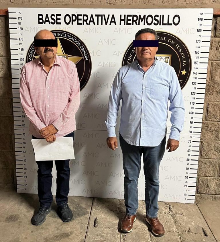 Los exfuncionarios fueron detenidos