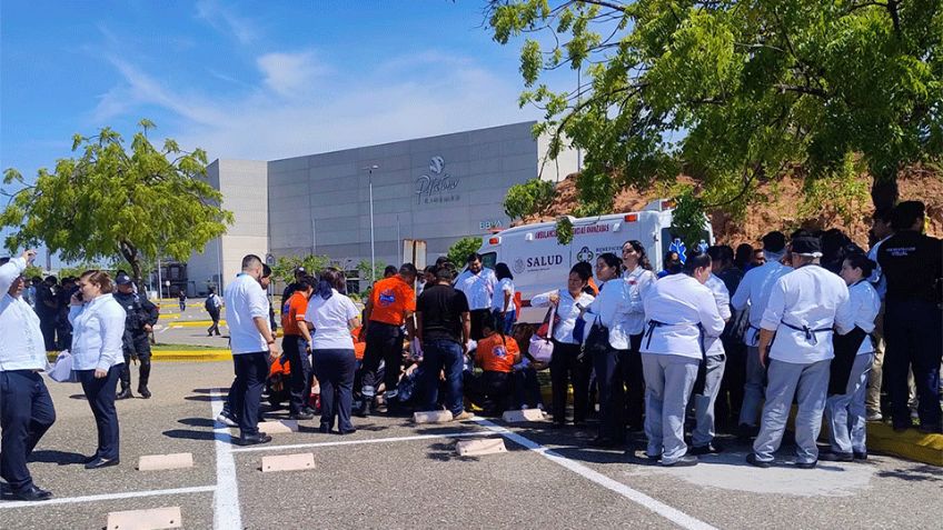 Fuga de gas provoca explosión en plaza comercial de Villahermosa; hay 14 lesionados