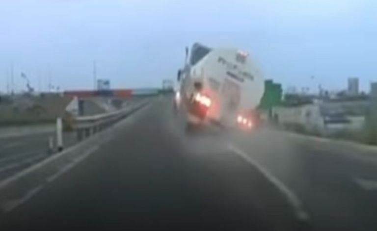 El conductor sobrevivió 