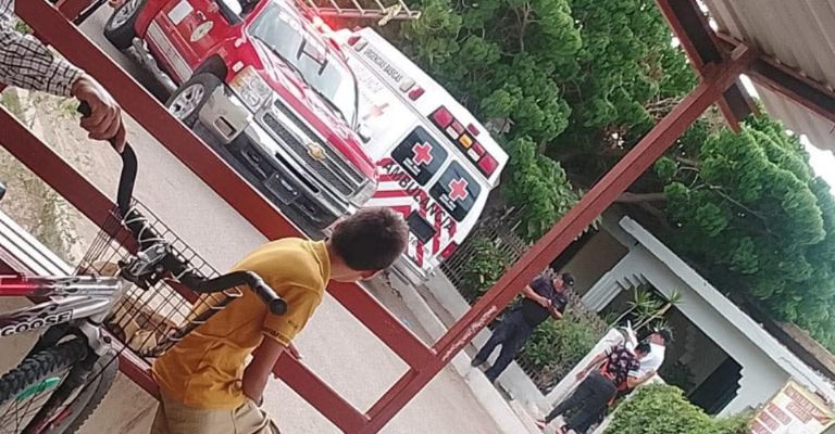 Fue llevado rápidamente al hospital