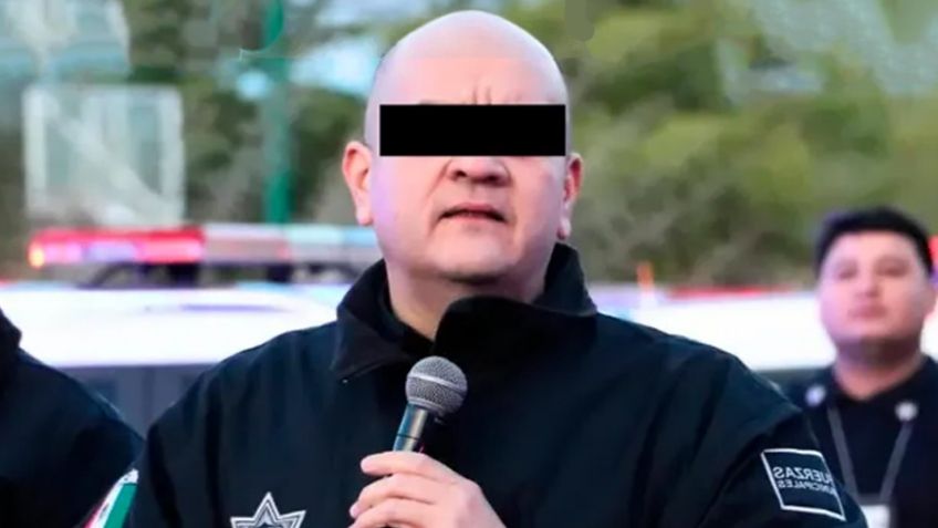 Difunden foto del arresto del exdirector de la Policía de Hermosillo; estos son sus delitos