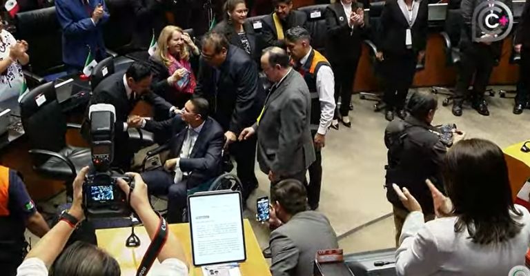 Arístides Rodrigo Guerrero reaparece