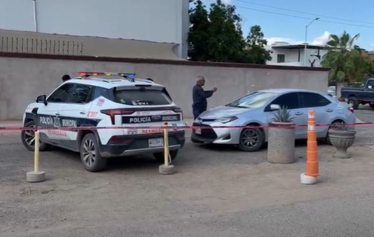 El cuerpo de la víctima quedó en el asiento del copiloto