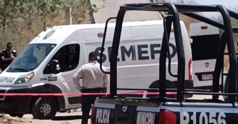 La víctima presentaba huellas de violencia y lesiones producidas por proyectiles de arma de fuego.