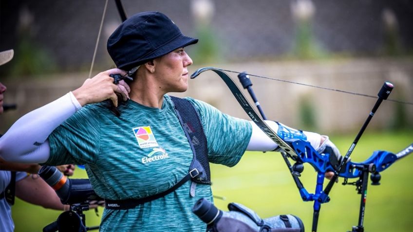 Alejandra Valencia avanza y se pone a una victoria de pelear por una medalla en el Mundial