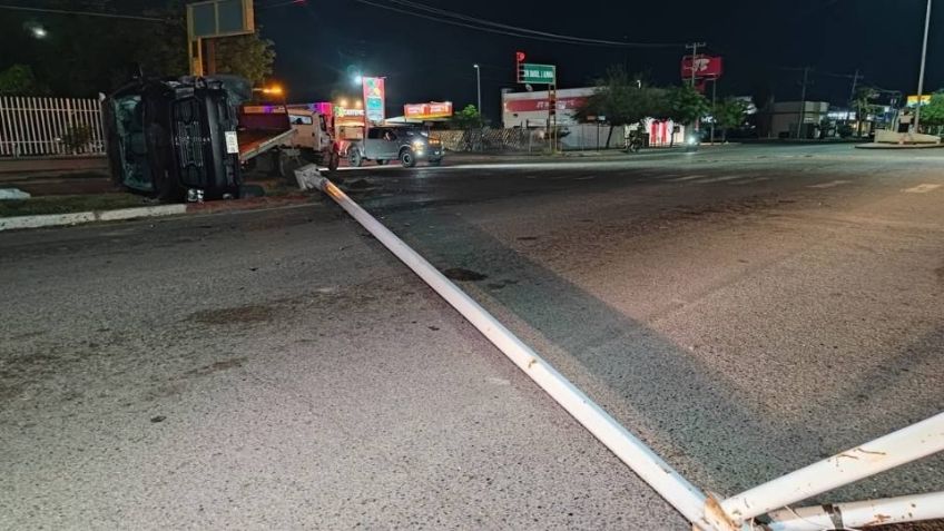 Conductor en presunto estado de ebriedad provoca un aparatoso accidente en Navojoa