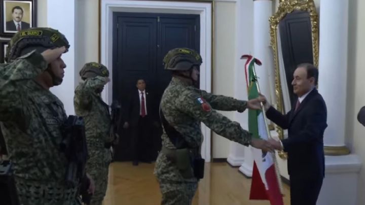 "¡Viva Sonora!": Gobernador Alfonso Durazo encabeza el Grito de Independencia desde Hermosillo