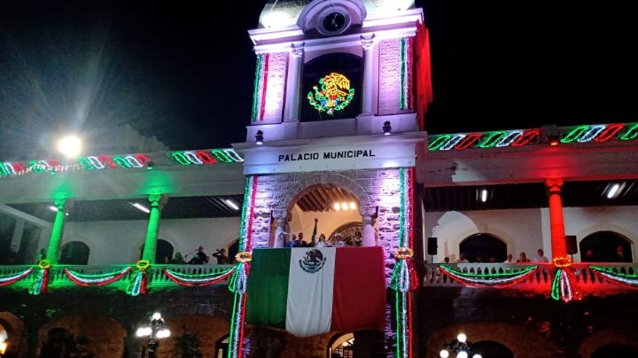 Karla Córdova encabeza el Grito de la Independencia 2025 en Guaymas