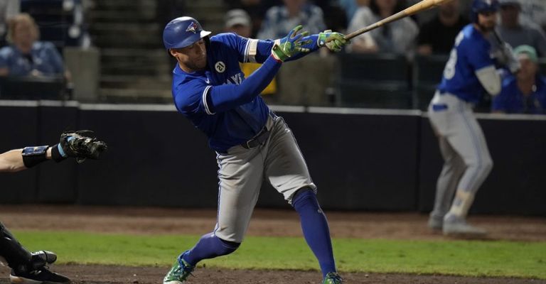 Springer conectó el batazo de la victoria