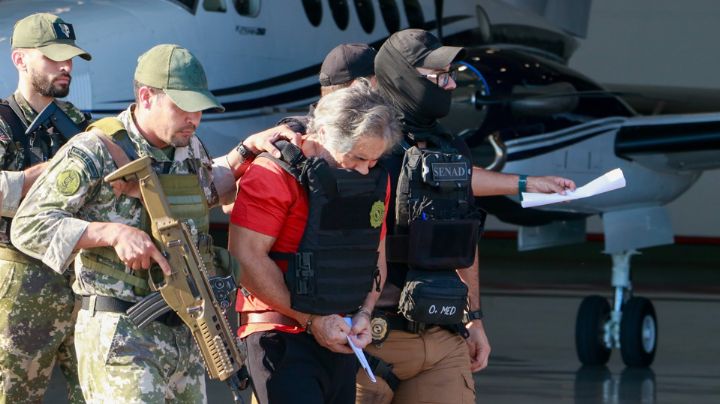 Hernán Bermúdez Requena, presunto líder de 'La Barredora', es expulsado de Paraguay; llegará a México