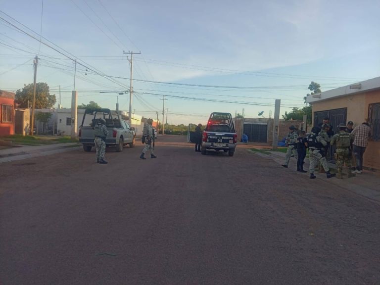 Autoridades policiales y militares se hicieron presentes en la escena