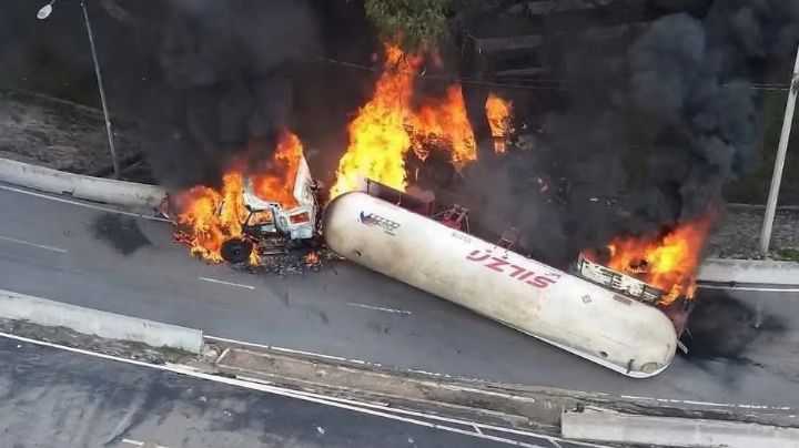 Fiscalía atribuye a falta de pericia del conductor y exceso de velocidad las causas de explosión de pipa en Iztapalapa